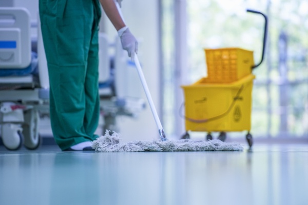 Professional commercial cleaning services for medical facilities